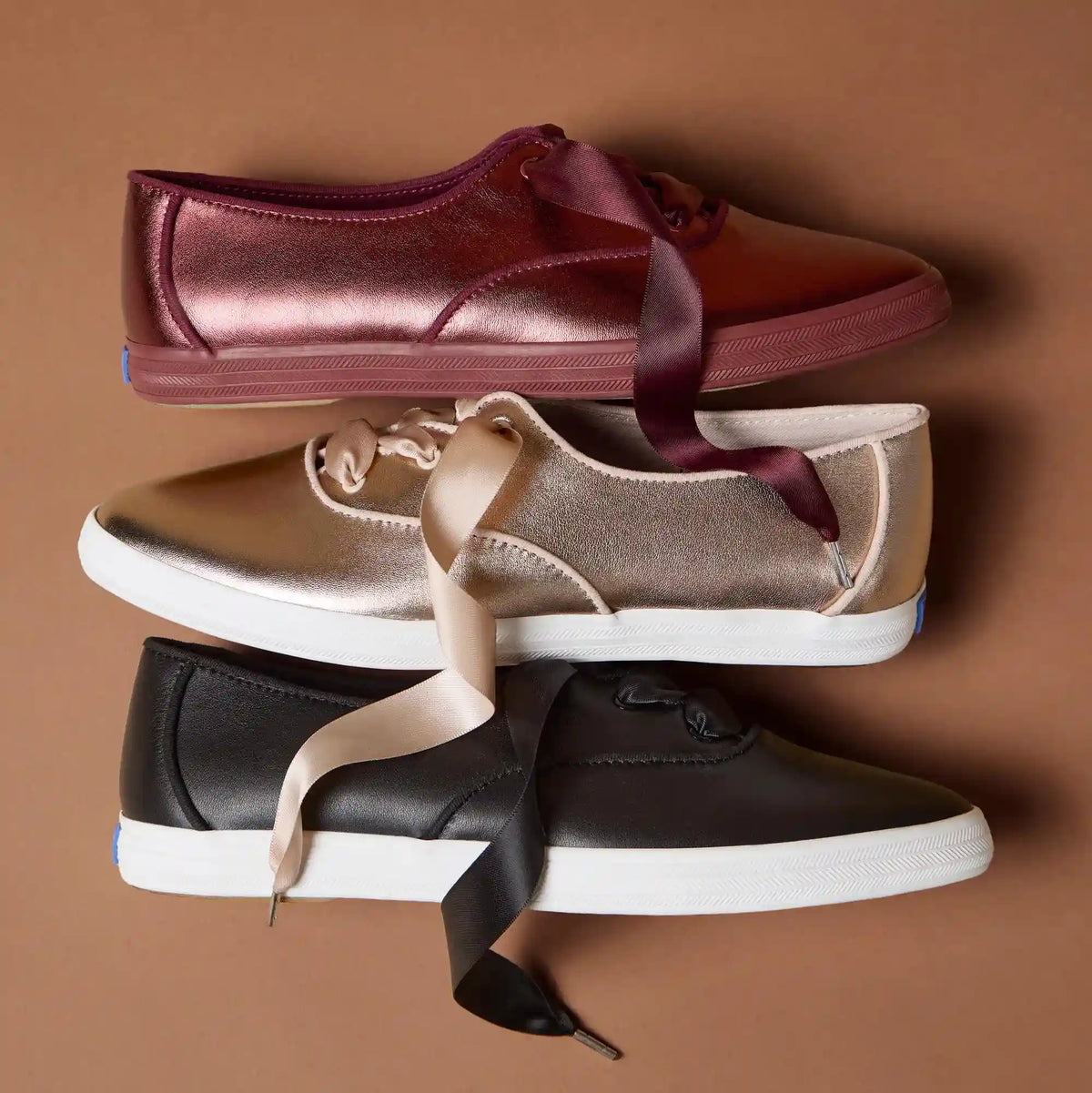Champion Point Low Wave Metallic Leather Ballet Lace-Up